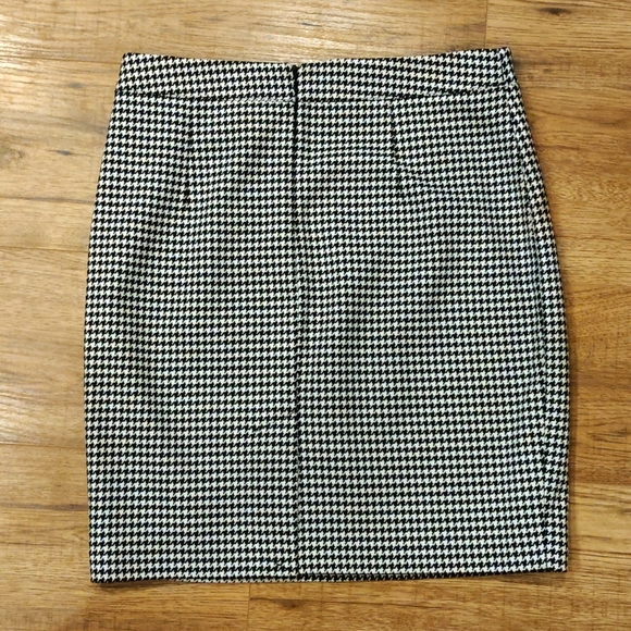 Houndstooth Pencil skirt black and white - Picture 2 of 3